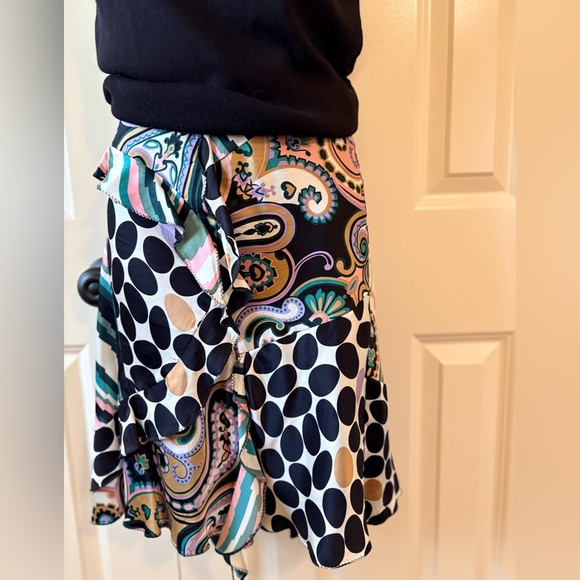 Poleci Dresses & Skirts - Paisley and Polka Dot Skirt, size 8